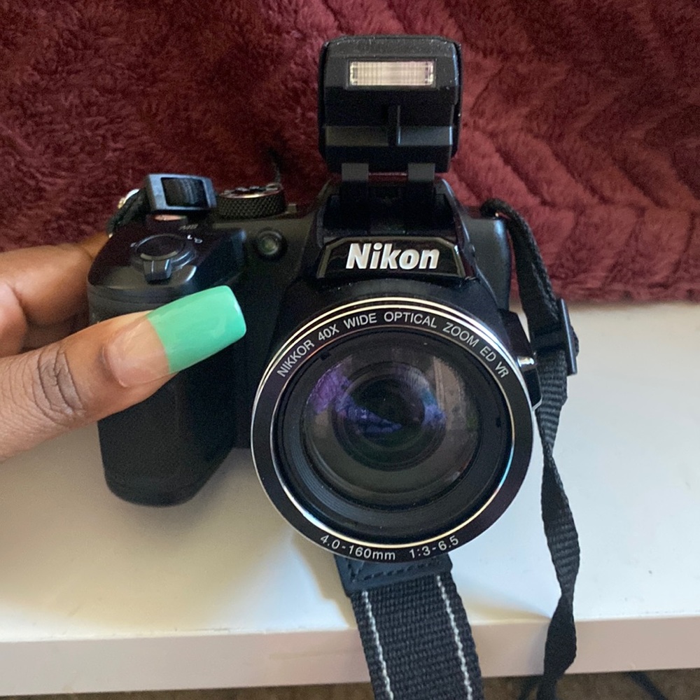 Digital camera